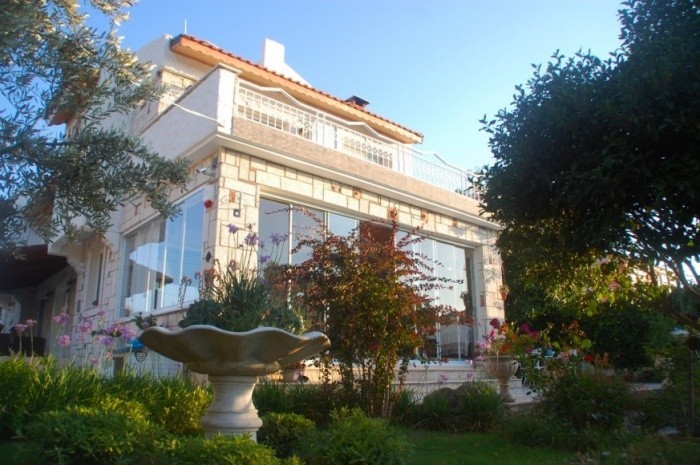 Luxury Villa With Private Pool in Alacati Cesme