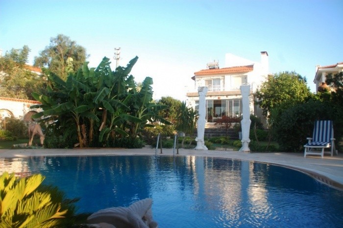 Luxury Villa With Private Pool in Alacati Cesme