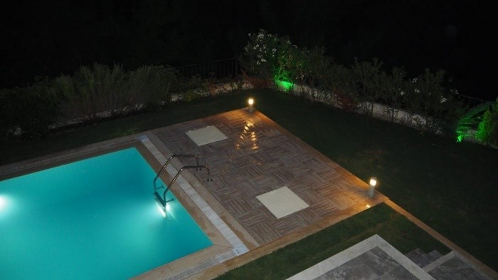 РОСКОШНАЯ ОТДЕЛЬНАЯ ВИЛЛА В КУШАДАСЫ.