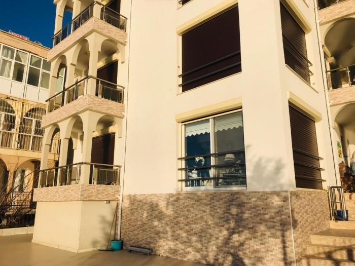 ОТДЕЛЬНАЯ ВИЛЛА ВОЗЛЕ МОРЯ В КУШАДАСЫ.