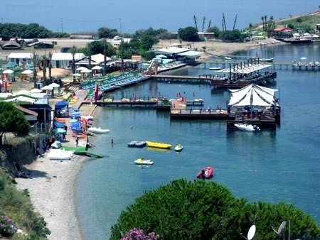 ОТДЕЛЬНАЯ ВИЛЛА ВОЗЛЕ МОРЯ В КУШАДАСЫ.