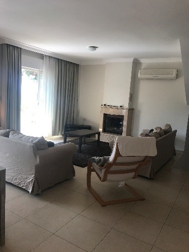 ОТДЕЛЬНАЯ ВИЛЛА С ЧАСТНЫМ БАССЕЙНОМ В КУШАДАСЫ.