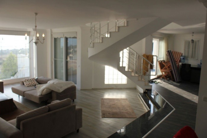 ОТДЕЛЬНАЯ ВИЛЛА С ЧАСТНЫМ БАССЕЙНОМ В КУШАДАСЫ.