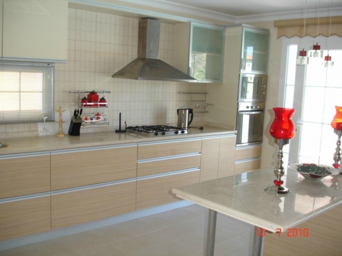 РОСКОШНАЯ ОТДЕЛЬНАЯ ВИЛЛА В КУШАДАСЫ.