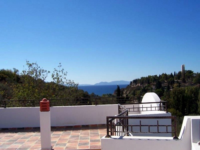 ОТДЕЛЬНАЯ ВИЛЛА С ВИДОМ НА МОРЕ В КУШАДАСЫ.