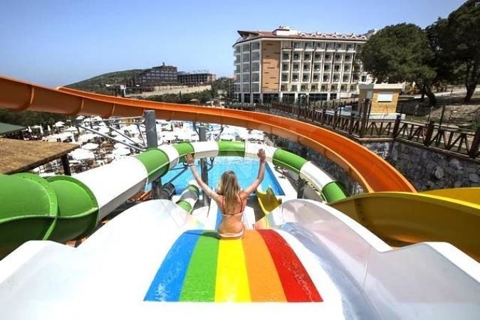 Luxury Fully Furnished 1 Bedroomed Apartment in Ramada Resort Kusadasi