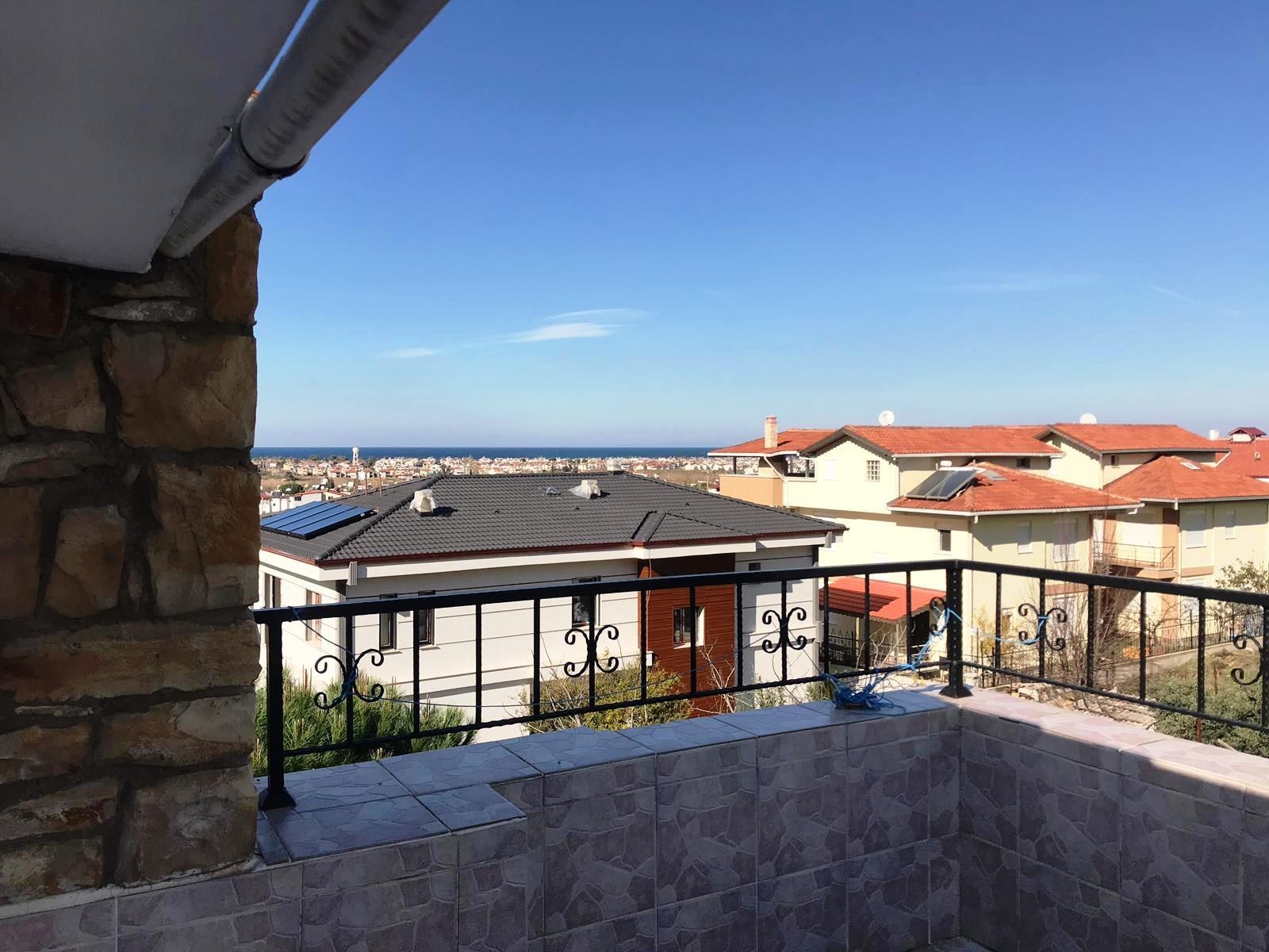 РОСКОШНАЯ ОТДЕЛЬНАЯ ВИЛЛА ИЗ КАМНЯ С ЧАСТНЫМ БАССЕЙНОМ В КУШАДАСЫ.