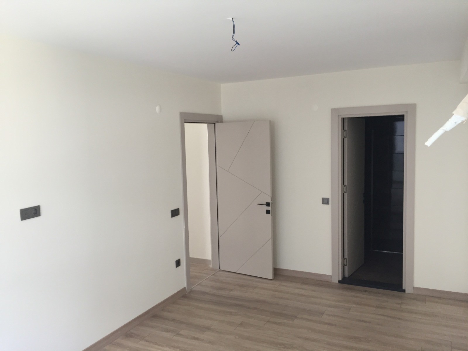 НОВАЯ КВАРТИРА 3+1 В КУШАДАСЫ.