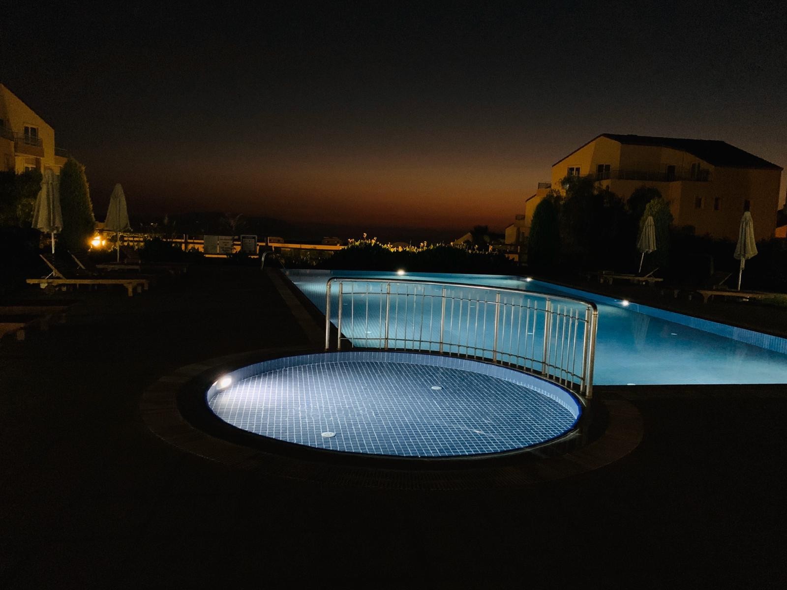 FULLY FURNİSHED 2 BEDROOMED RESIDENCE  GOLF CLUB