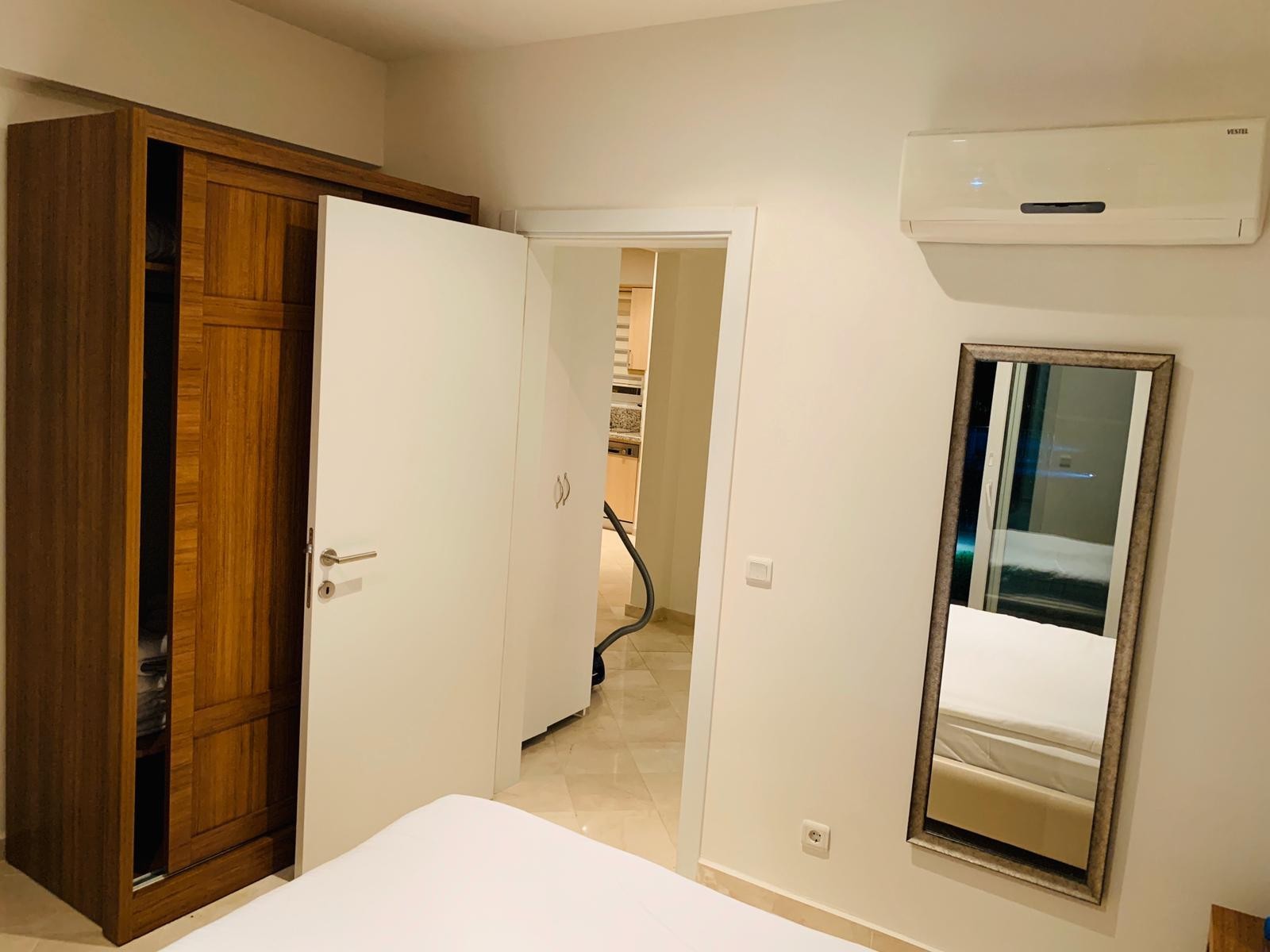 FULLY FURNİSHED 2 BEDROOMED RESIDENCE  GOLF CLUB