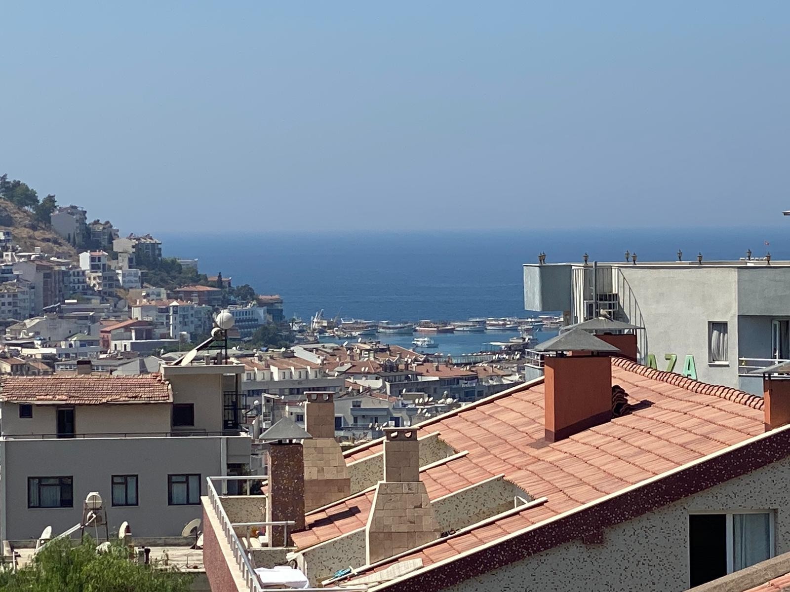 НОВЫЕ КВАРТИРЫ ПО ДОСТУПНОЙ ЦЕНЕ В ЦЕНТРЕ ГОРОДА КУШАДАСЫ.