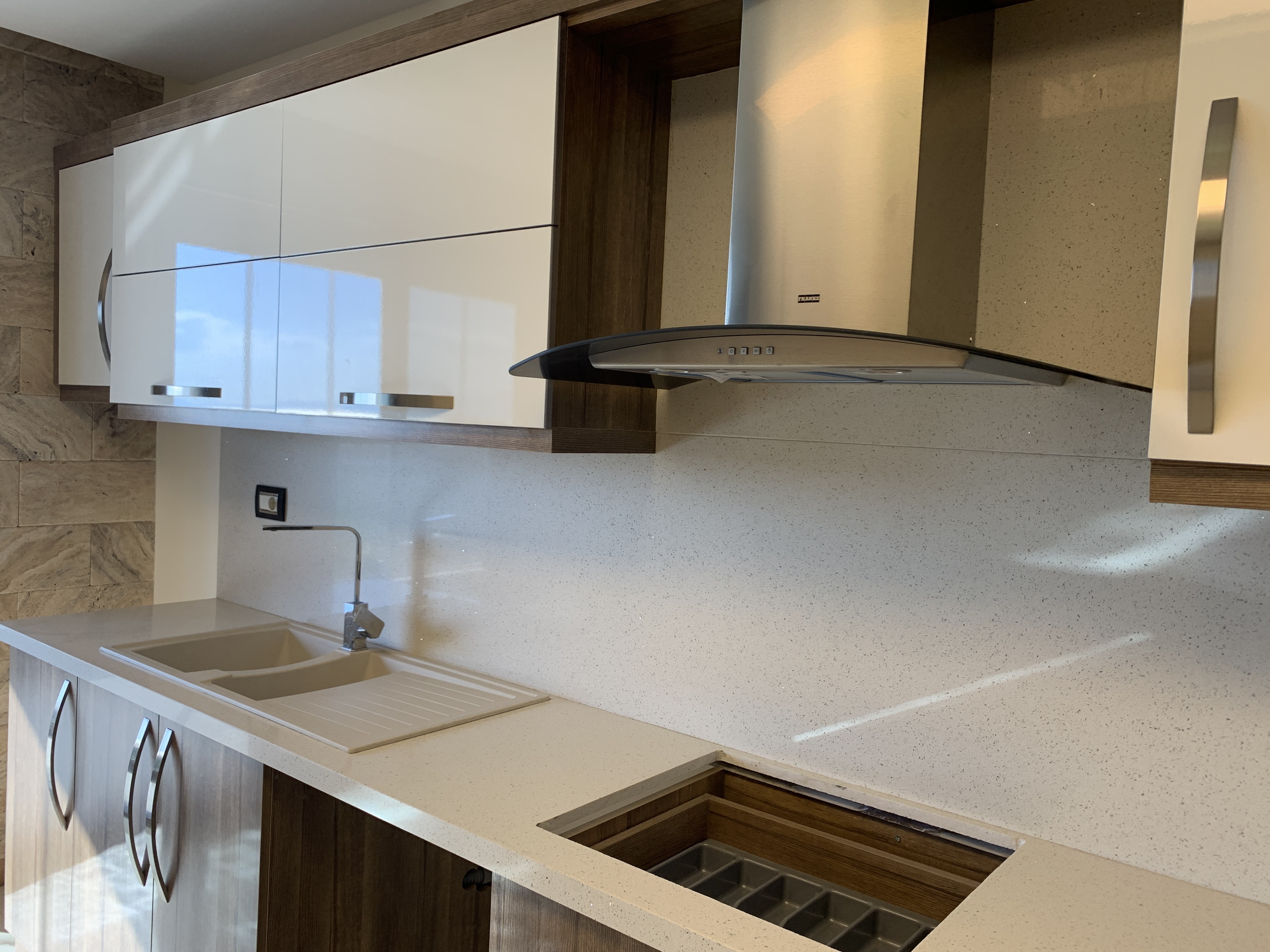 ЭЛИТНЫЕ КВАРТИРЫ В ПРЕСТИЖНОМ КОМПЛЕКСЕ В КУШАДАСЫ.