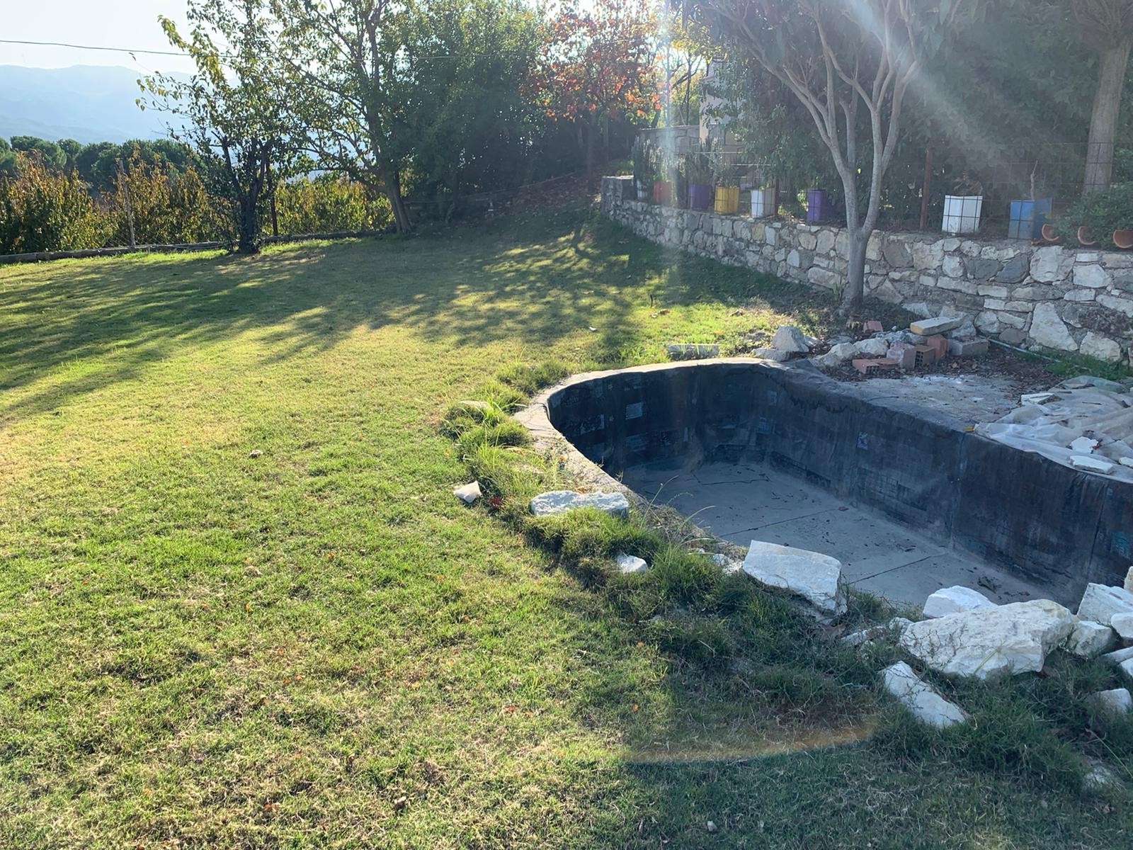 LUXURY FARM HOUSE ON PRIVATE LAND