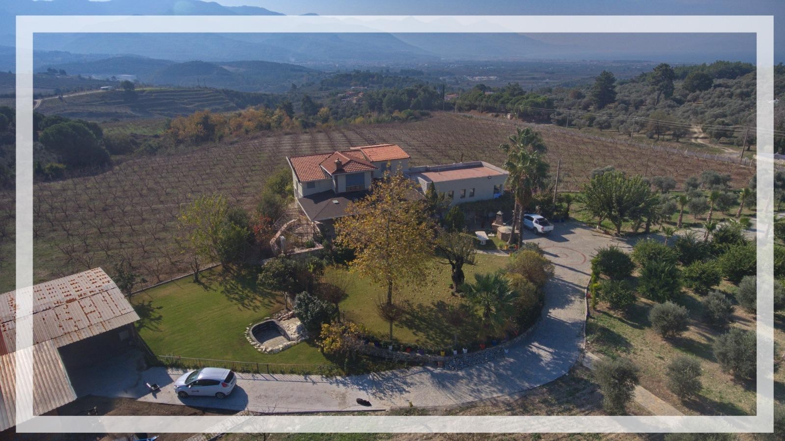 LUXURY FARM HOUSE ON PRIVATE LAND