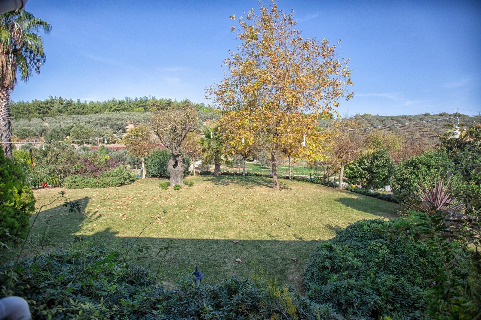 LUXURY FARM HOUSE ON PRIVATE LAND