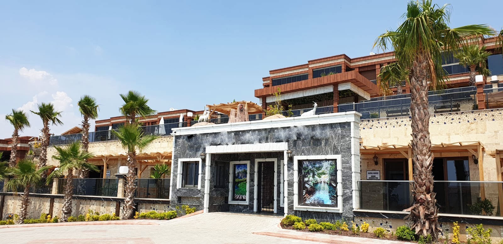 ЭЛИТНЫЕ КВАРТИРЫ В ПРЕСТИЖНОМ КОМПЛЕКСЕ В КУШАДАСЫ.