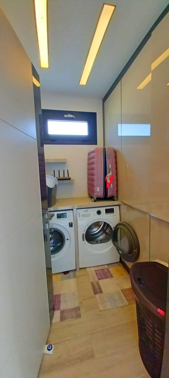 ОТДЕЛЬНАЯ ВИЛЛА С ЧАСТНЫМ БАССЕЙНОМ В ЦЕНТРЕ ГОРОДА КУШАДАСЫ.