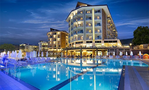 КВАРТИРА 1+1 В RAMADA RESORT В КУШАДАСЫ.