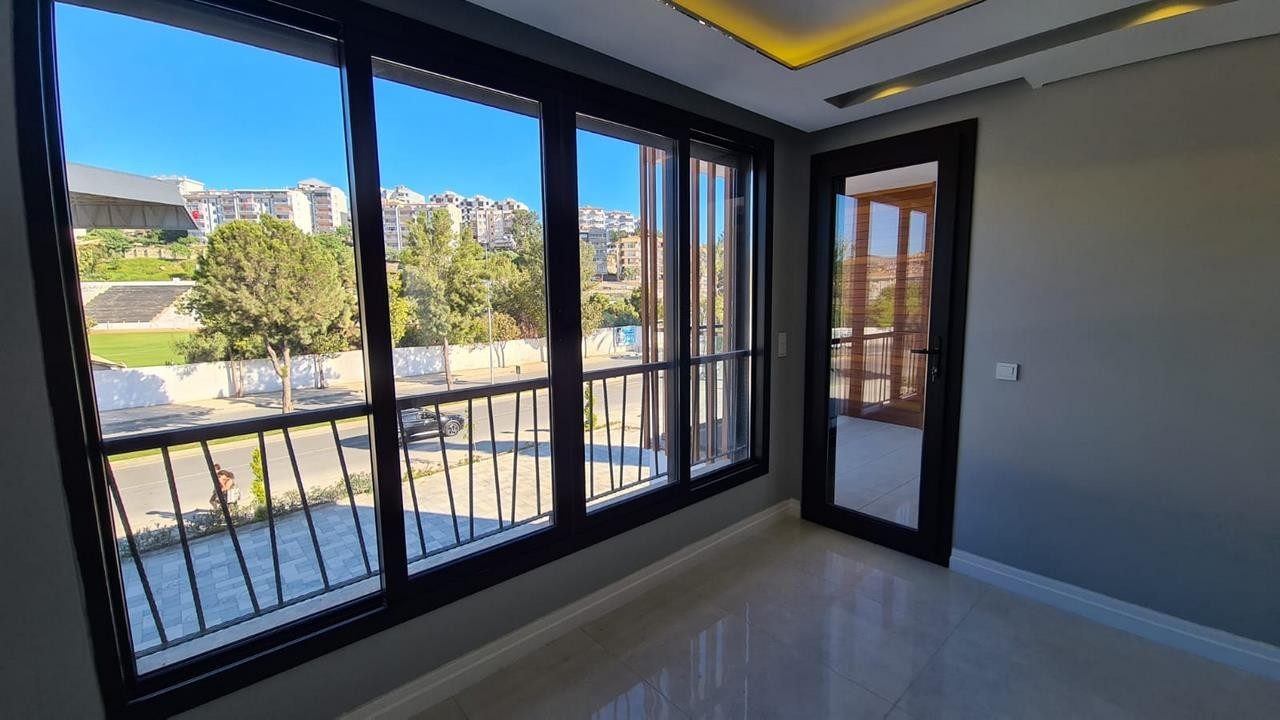 LAST OPPORTUNITIES NOT TO MISS LADIES BEACH RESIDENCE 2 BEDROOM