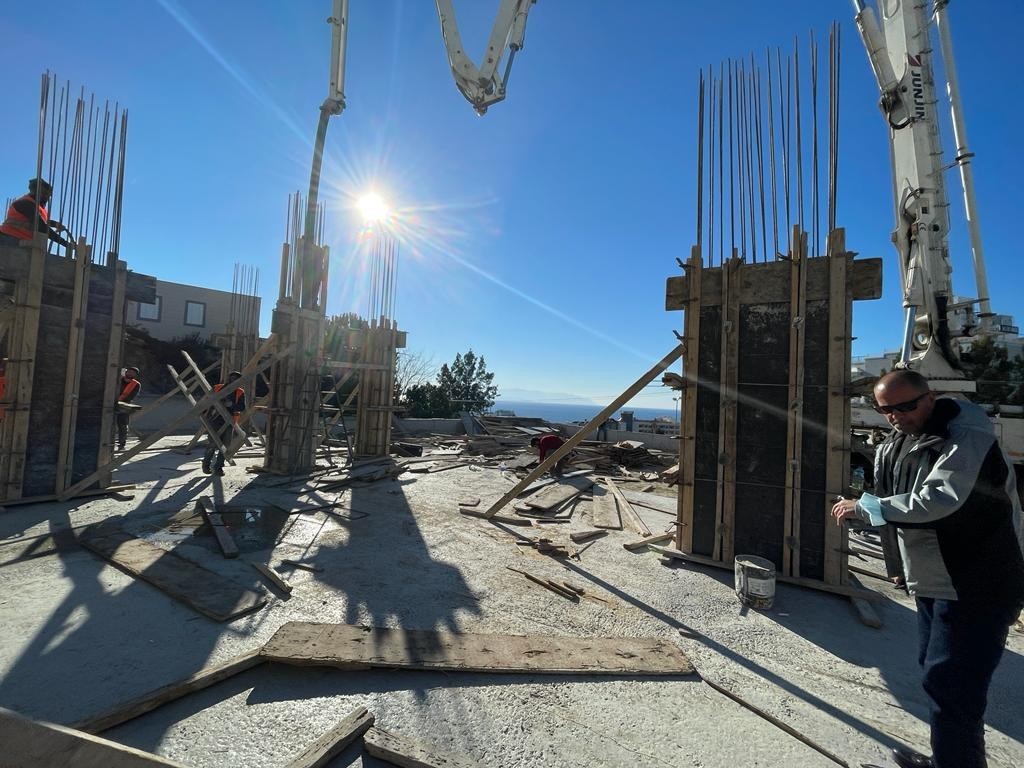 КВАРТИРА РЯДОМ С ПЛЯЖЕМ В КУШАДАСЫ.