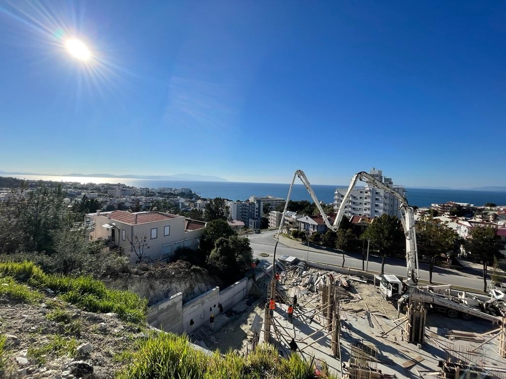 КВАРТИРА РЯДОМ С ПЛЯЖЕМ В КУШАДАСЫ.}