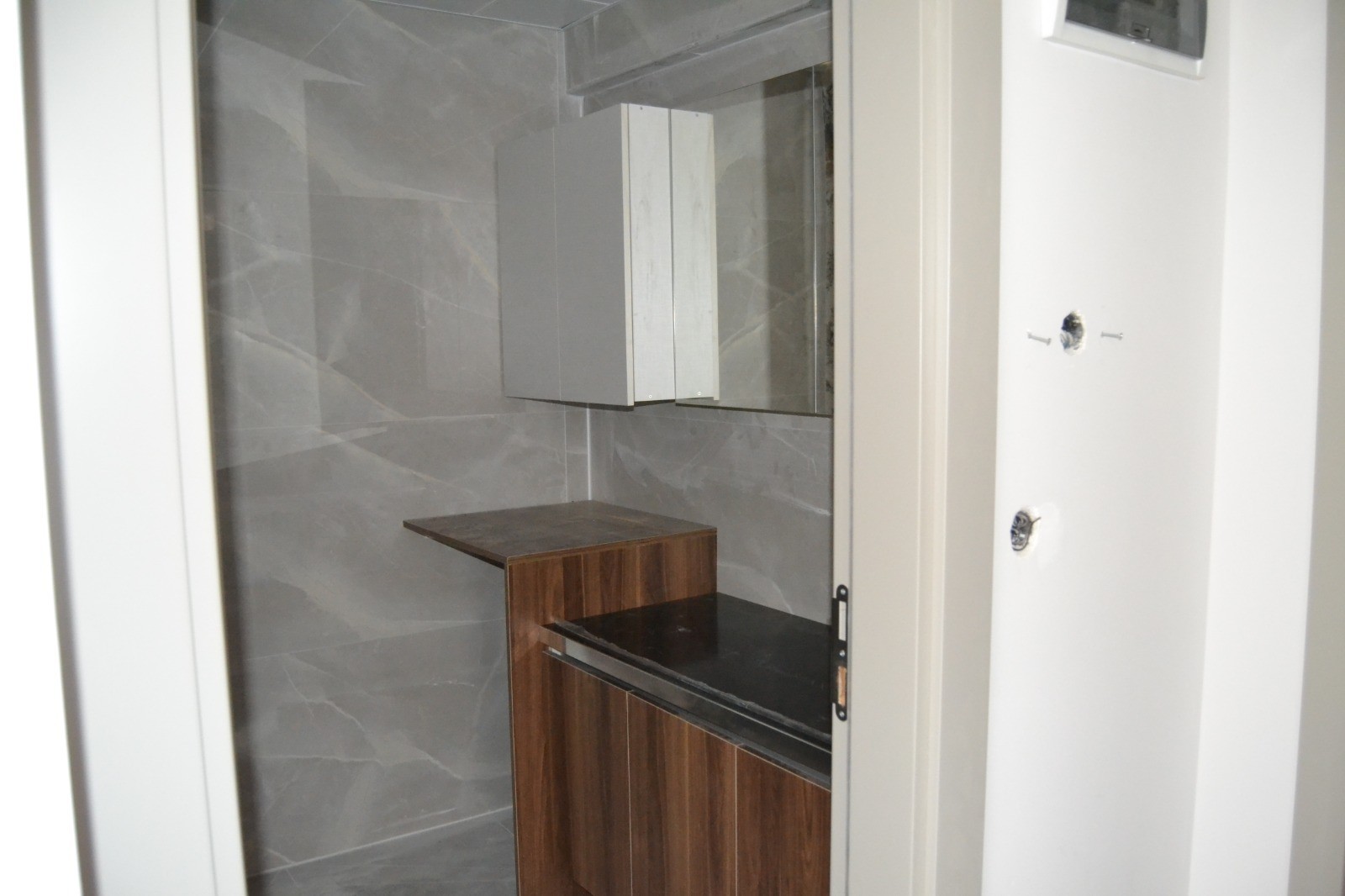 GREAT OPPORTUNITY LADIES BEACH 1+1 2+1 KEY READY APARTMENTS