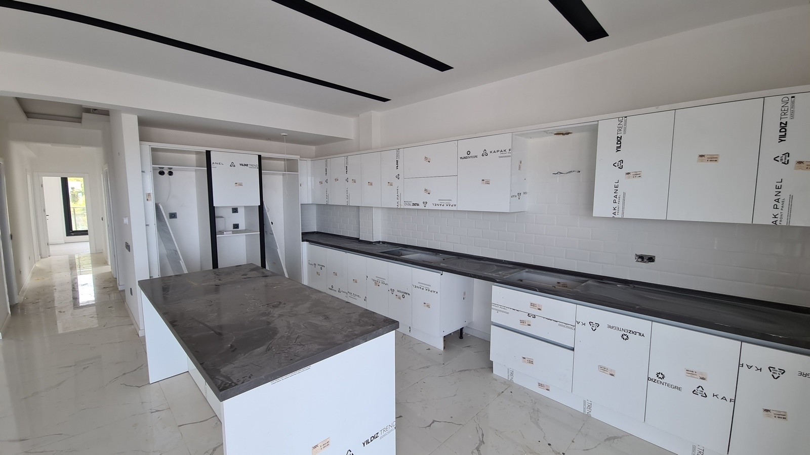 ЭЛИТНЫЕ КВАРТИРЫ В ПРЕСТИЖНОМ КОМПЛЕКСЕ В КУШАДАСЫ.