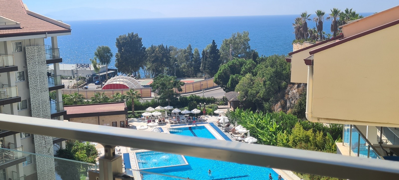 КВАРТИРА 1+1 В RAMADA RESORT В КУШАДАСЫ.