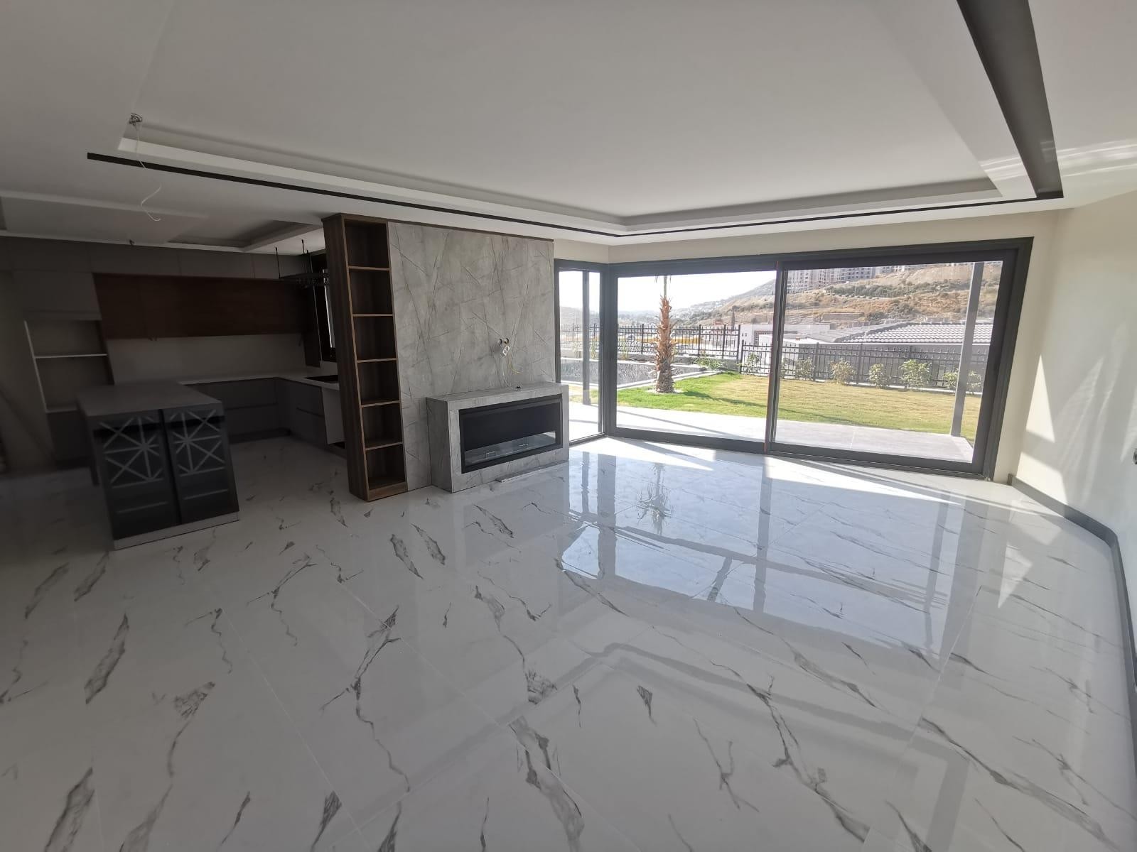ELEGANT VILLA FOR SALE IN KUSADASI