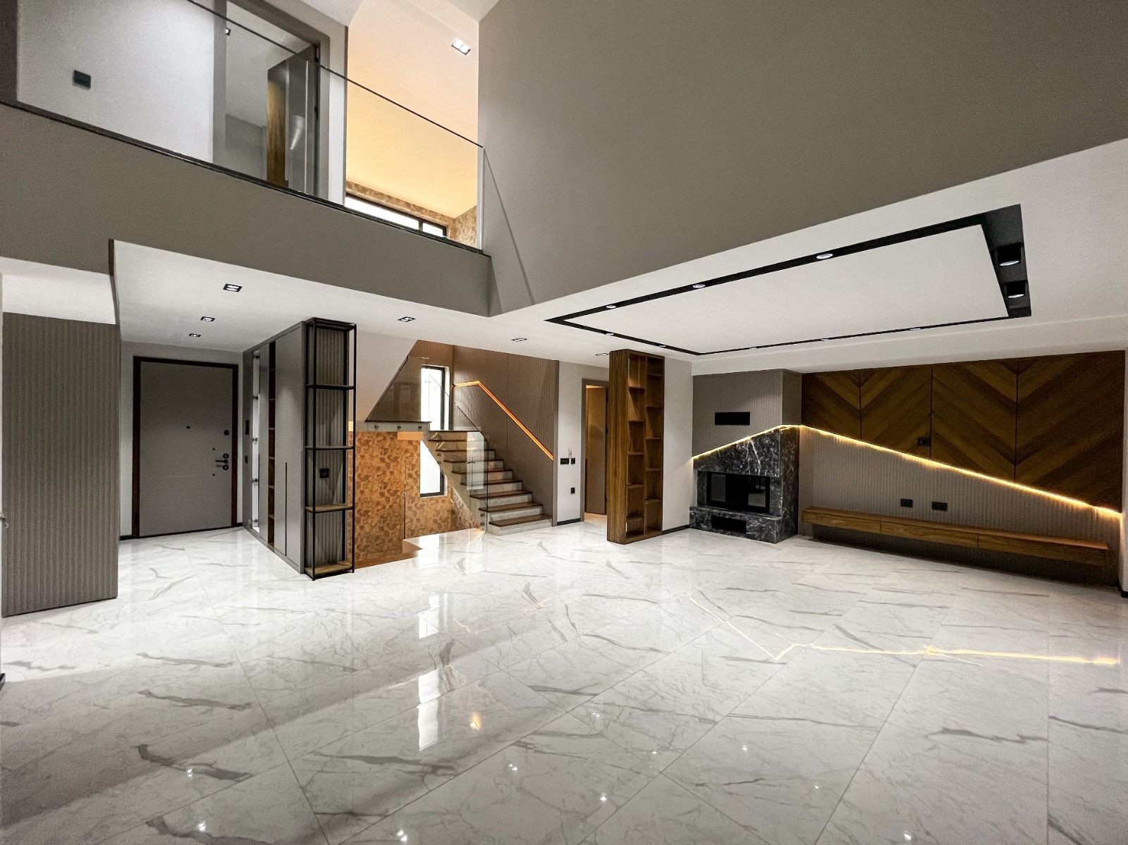 LUX PREMIUM QUALITY PRIVA VILLA'S IN TOWN CLOSE TO THE MALL & SEASIDE KUSADASİ