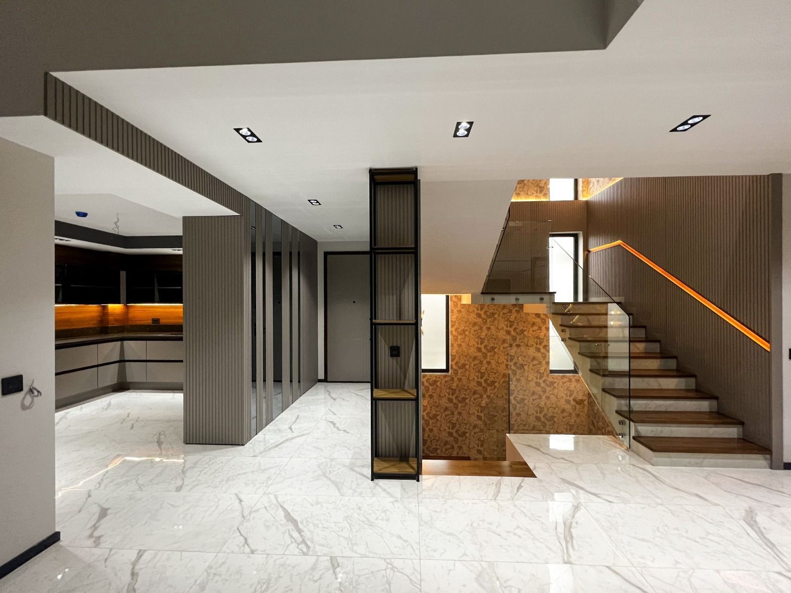 LUX PREMIUM QUALITY PRIVA VILLA'S IN TOWN CLOSE TO THE MALL & SEASIDE KUSADASİ