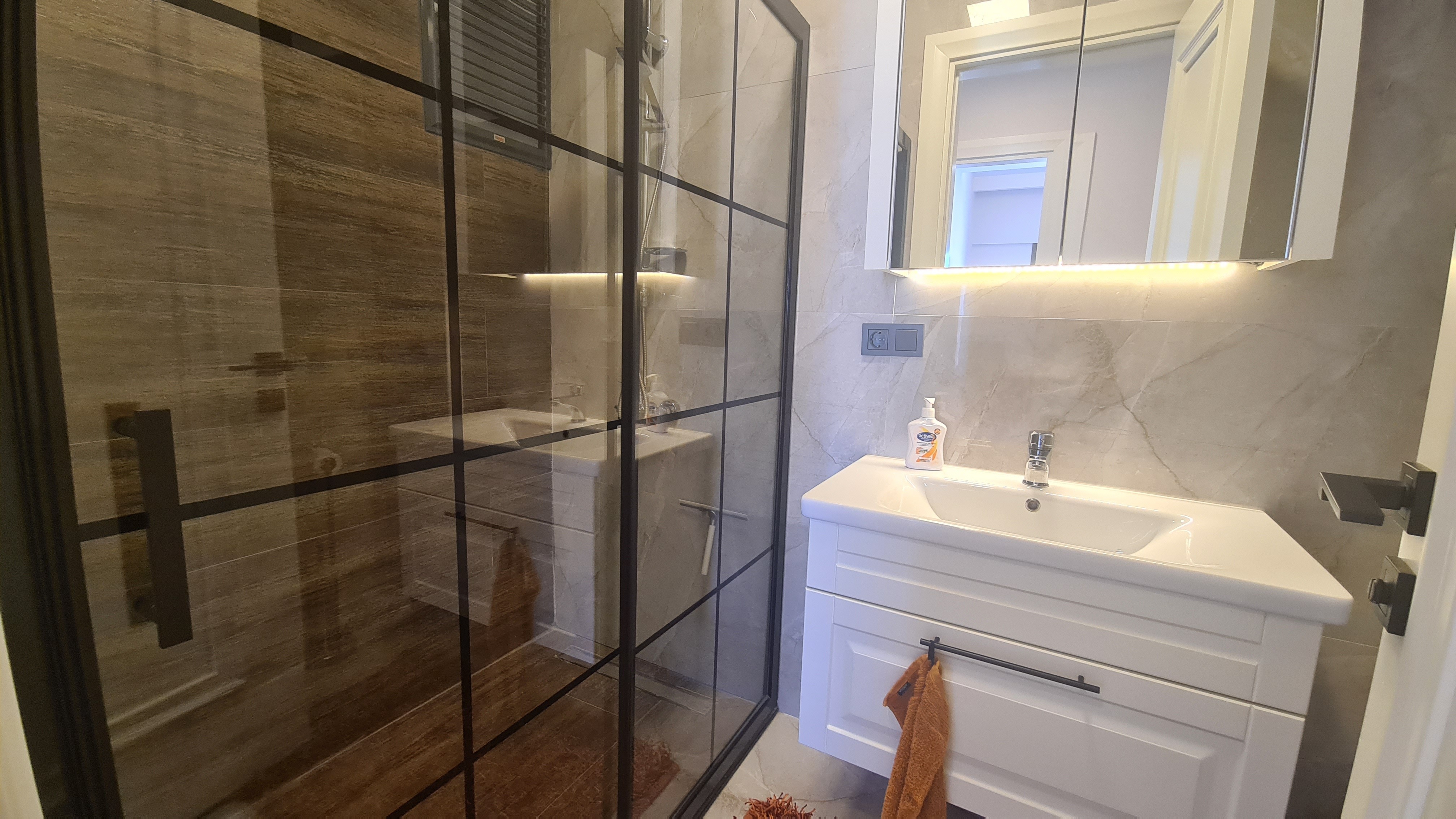 КОМФОРТНЫЕ АПАРТАМЕНТЫ 3+1 В ЖИЛОМ КОМПЛЕКСЕ С БАССЕЙНОМ В КУШАДАСЫ.