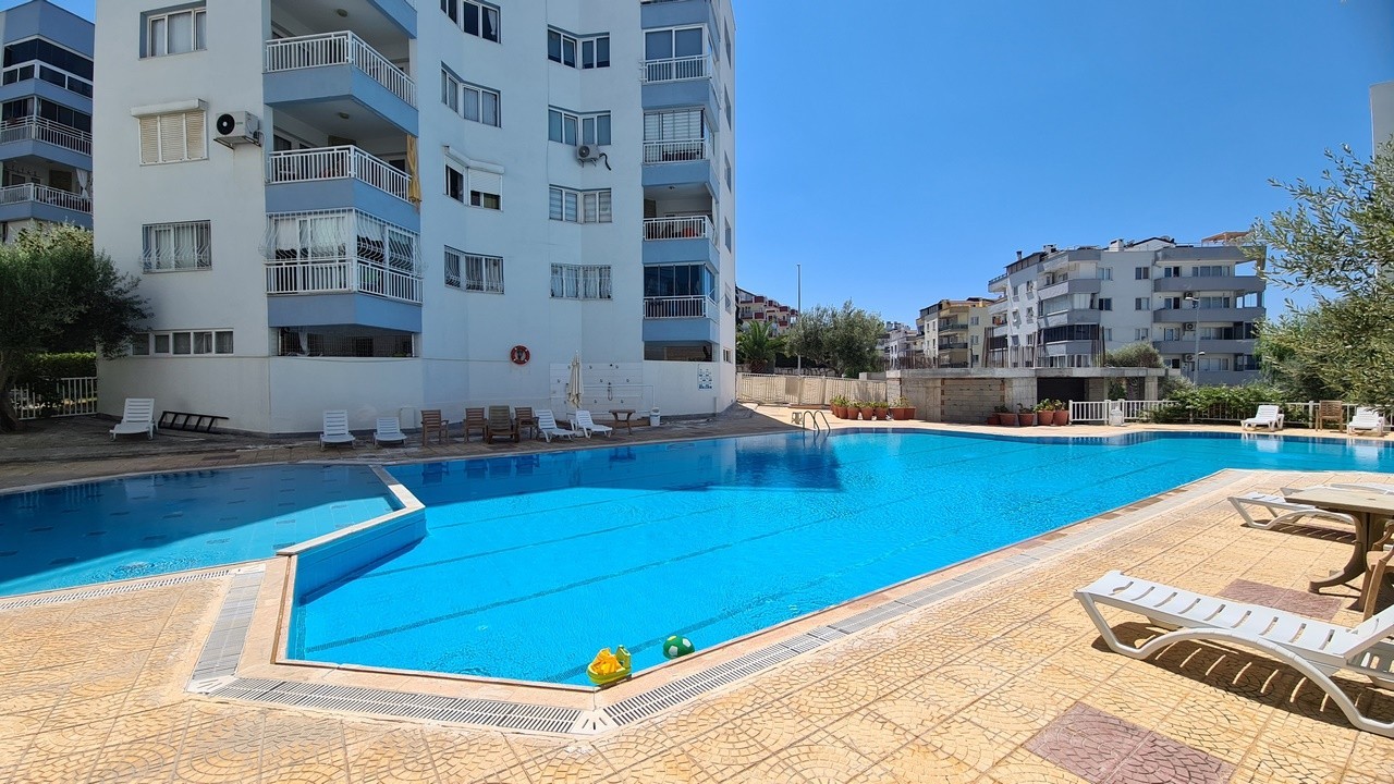 ДВУХУРОВНЕВАЯ КВАРТИРА С ВИДОМ НА МОРЕ НА ПРОДАЖУ В КУШАДАСЫ.