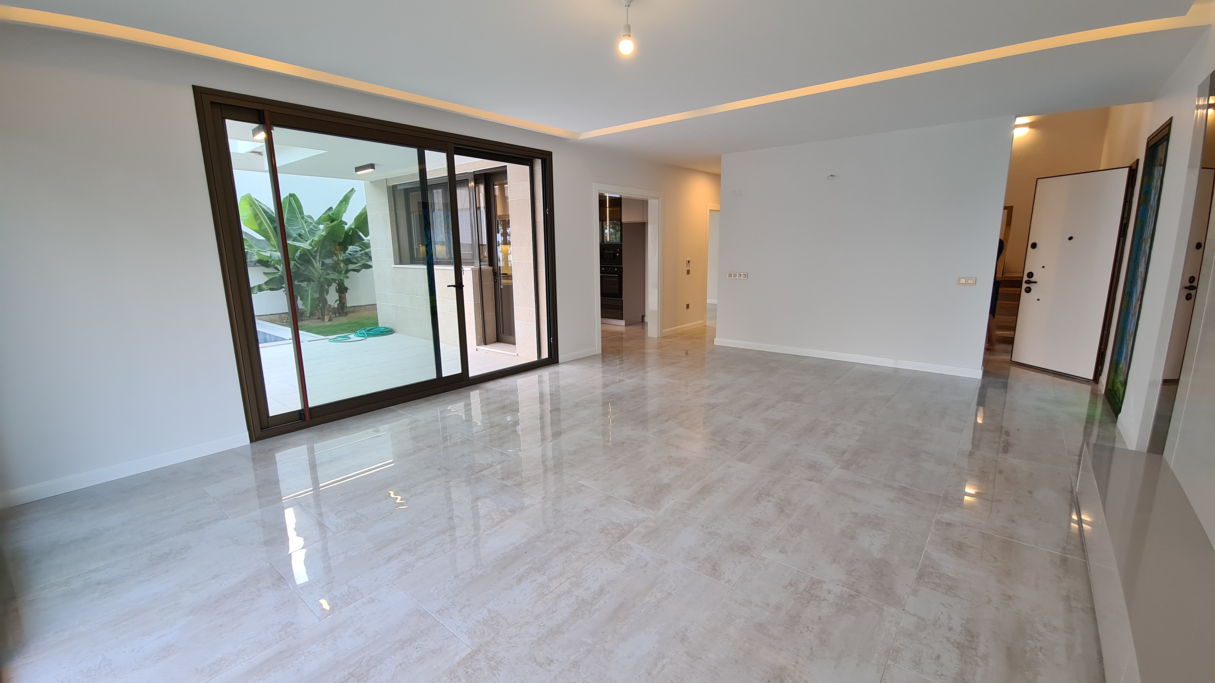 ВИЛЛА  4+1 С ЧАСТНЫМ БАССЕЙНОМ НА ПРОДАЖУ В КУШАДАСЫ.