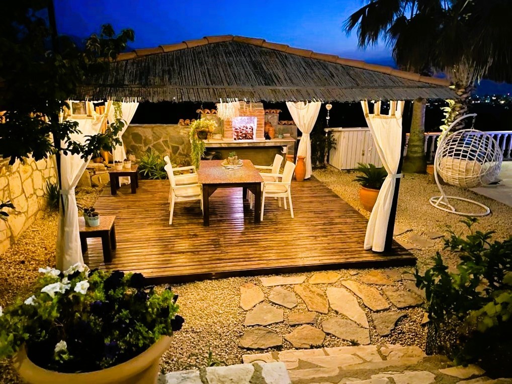 Seaview Luxury Villa: Private Pool, Security Systems, and More For Sale