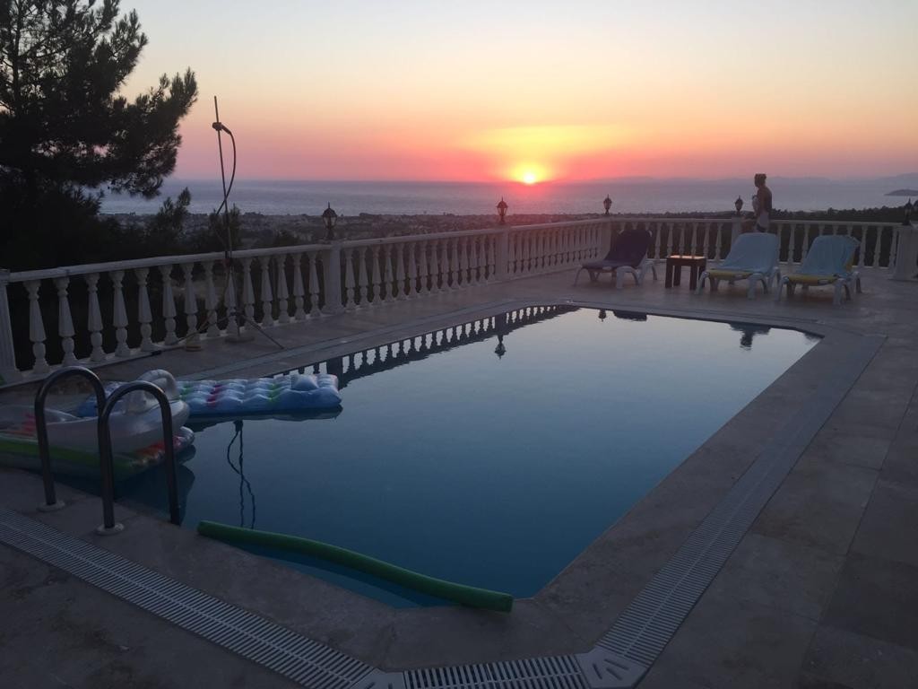 Seaview Luxury Villa: Private Pool, Security Systems, and More For Sale