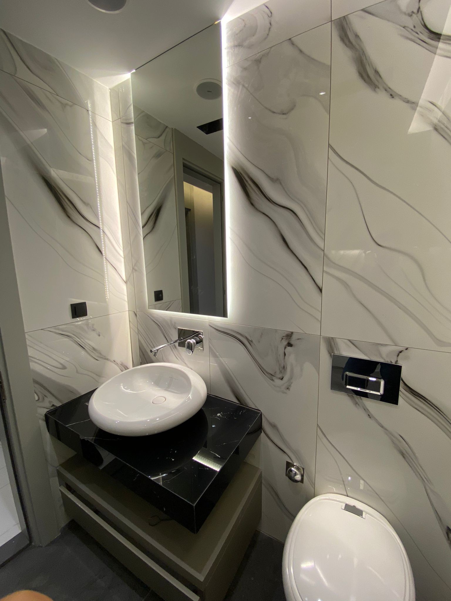 РОСКОШНЫЙ И СОВРЕМЕННЫЙ ДОМ В КУШАДАСЫ НА ПРОДАЖУ.