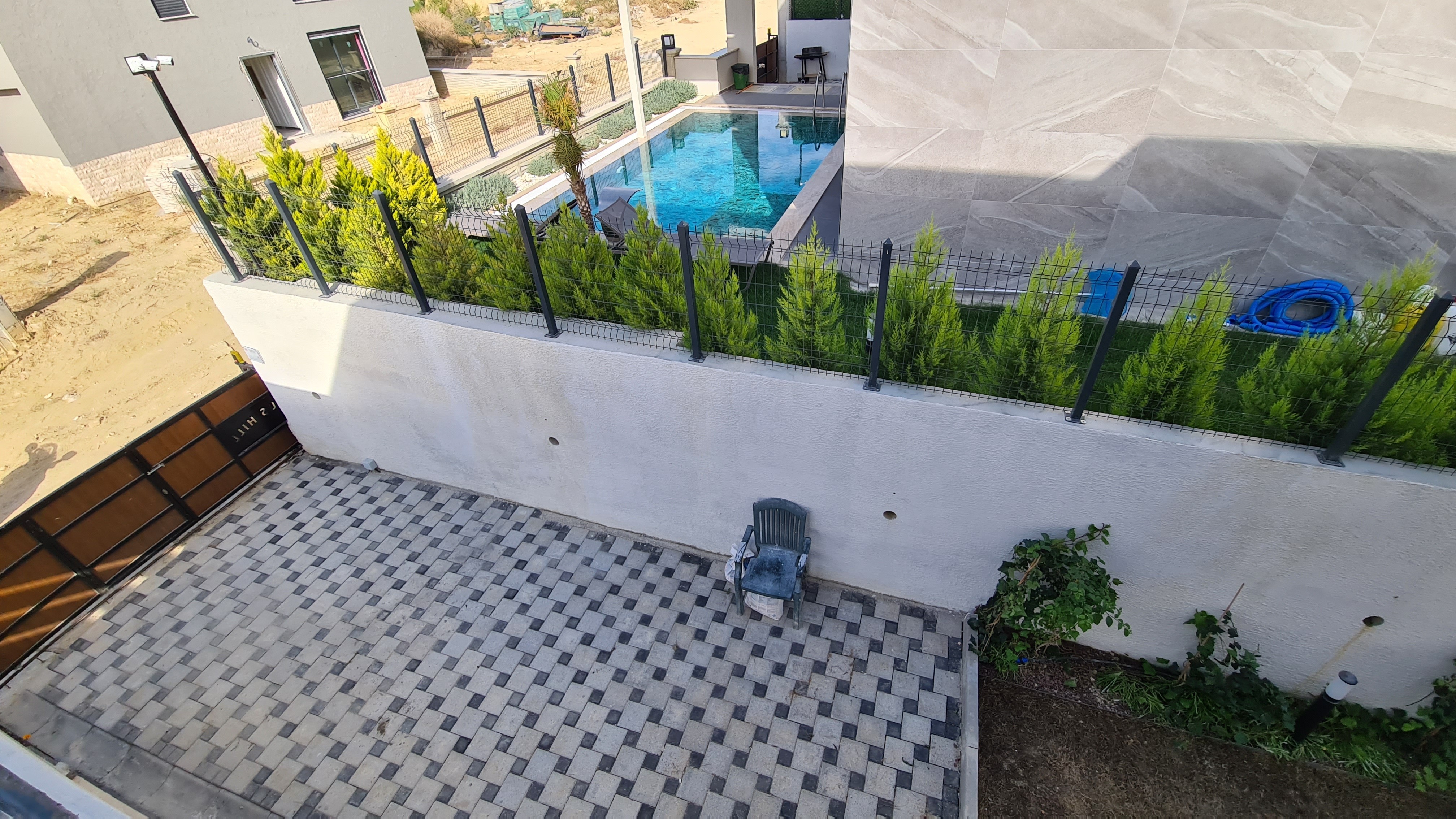 ОТДЕЛЬНАЯ ВИЛЛА С ЧАСТНЫМ БАССЕЙНОМ В КУШАДАСЫ.