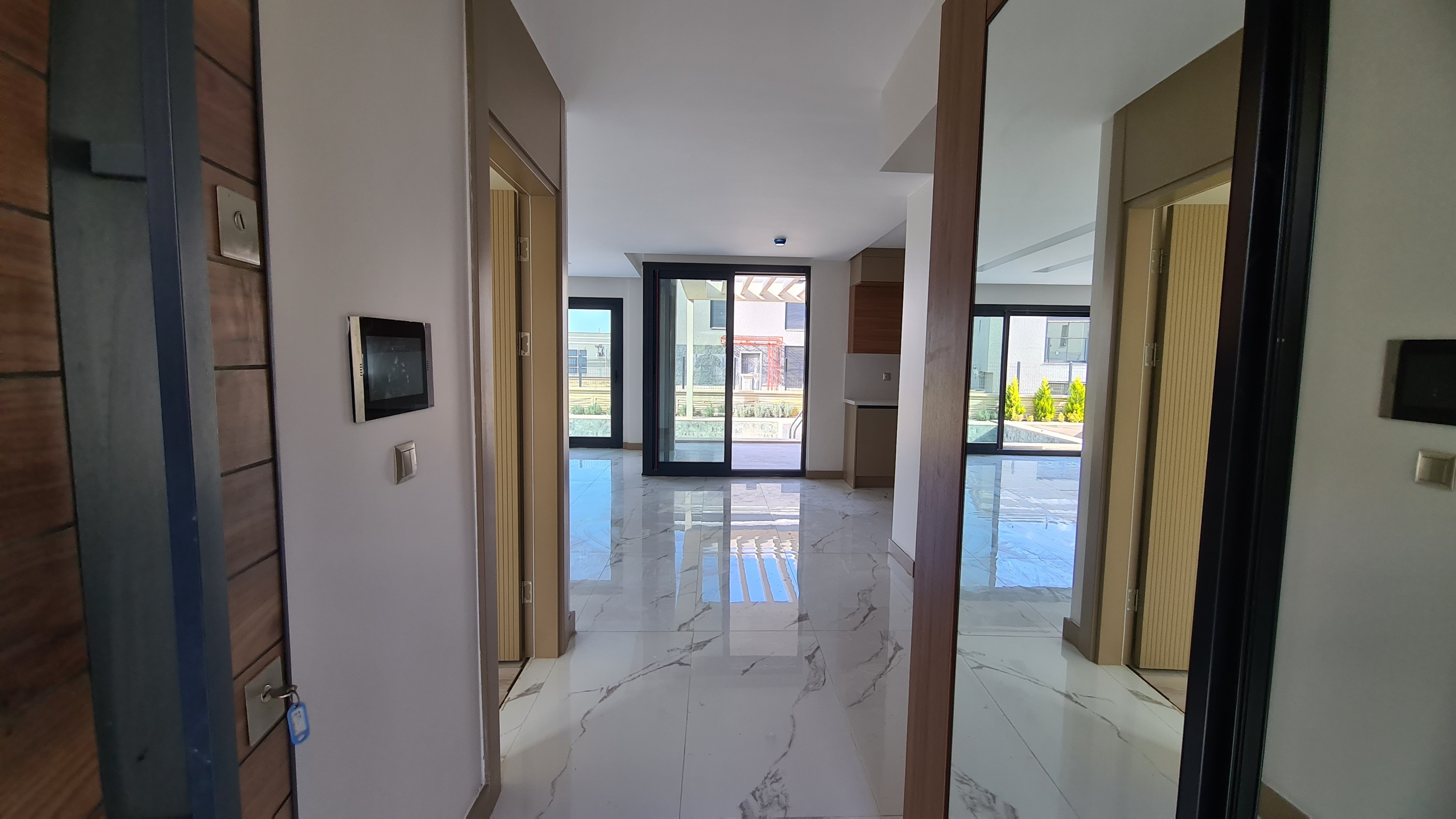 ОТДЕЛЬНАЯ ВИЛЛА С ЧАСТНЫМ БАССЕЙНОМ В КУШАДАСЫ.