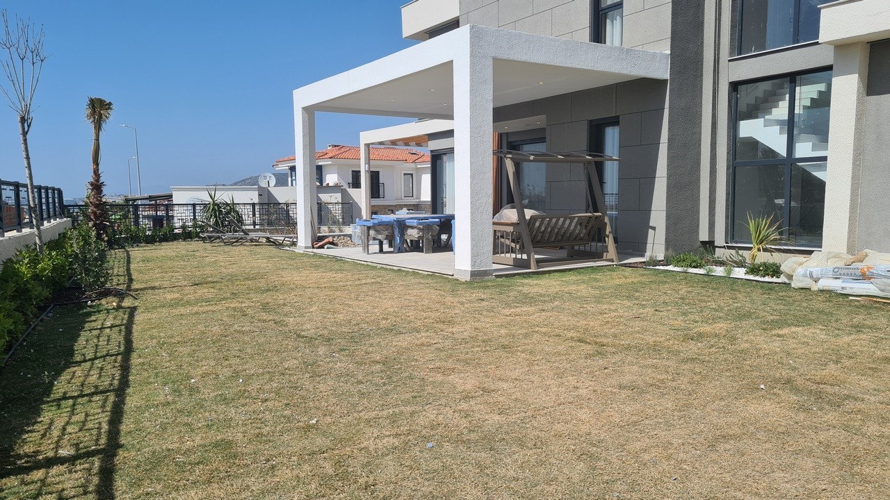 ОТДЕЛЬНАЯ ВИЛЛА С ВИДОМ НА МОРЕ В КУШАДАСЫ.