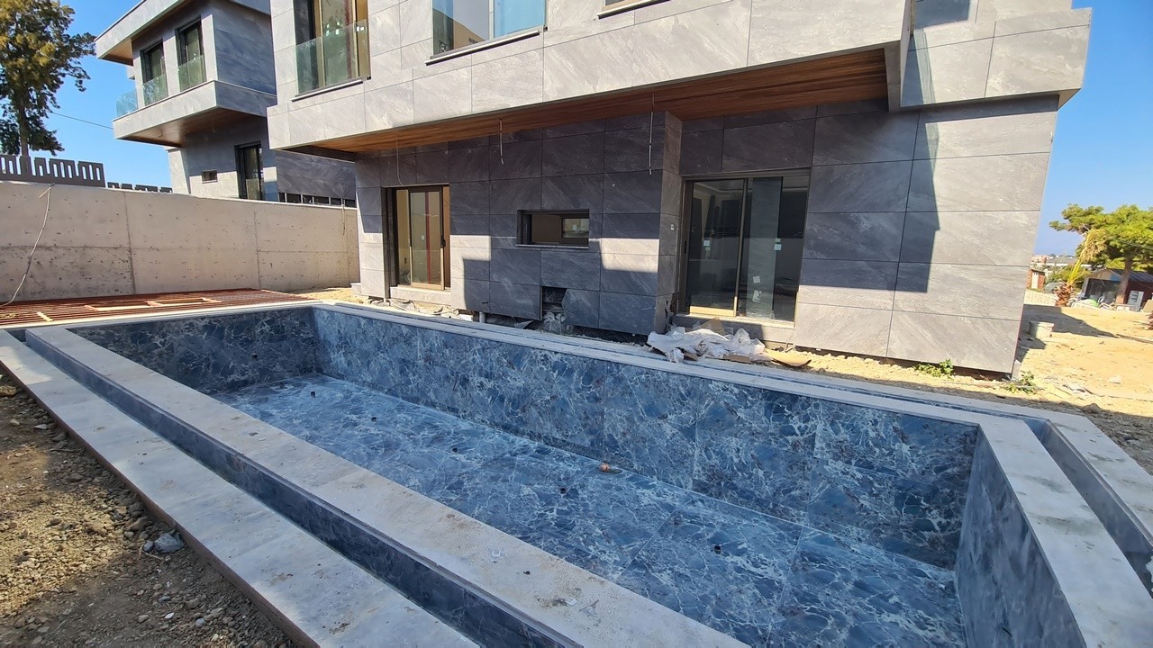 GREEN BEACH BEACH FRONT VILLAS FROM OFF-PLAN STUNNING LOCATION