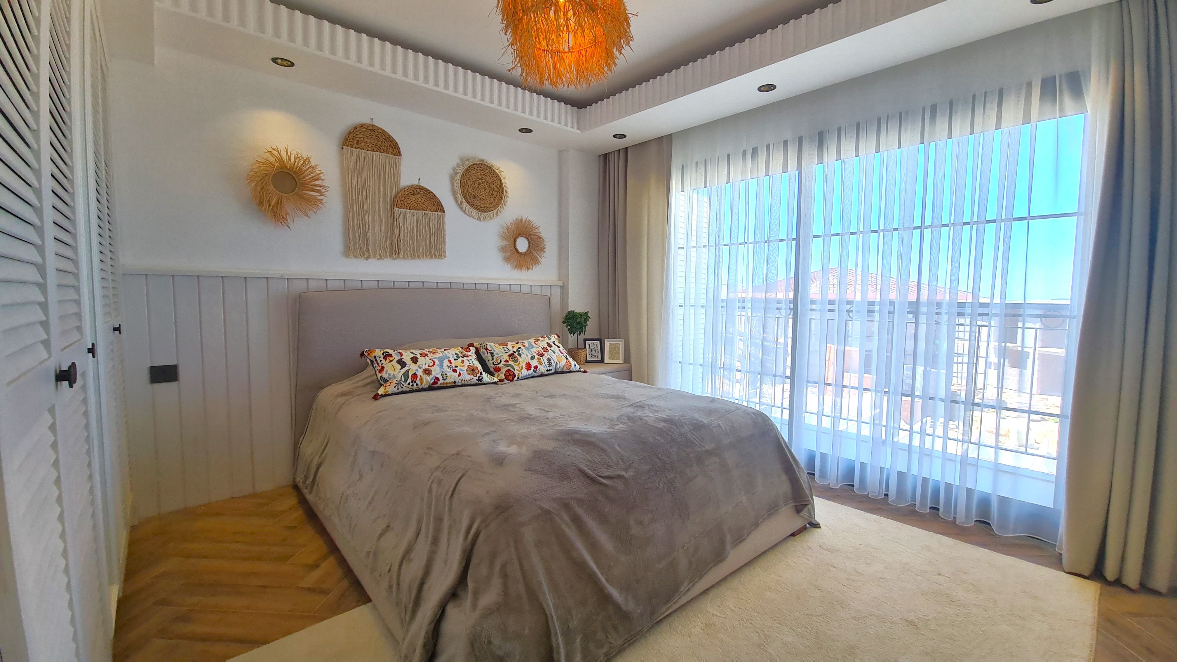 Country Style Semi-Detached Villa For Sale