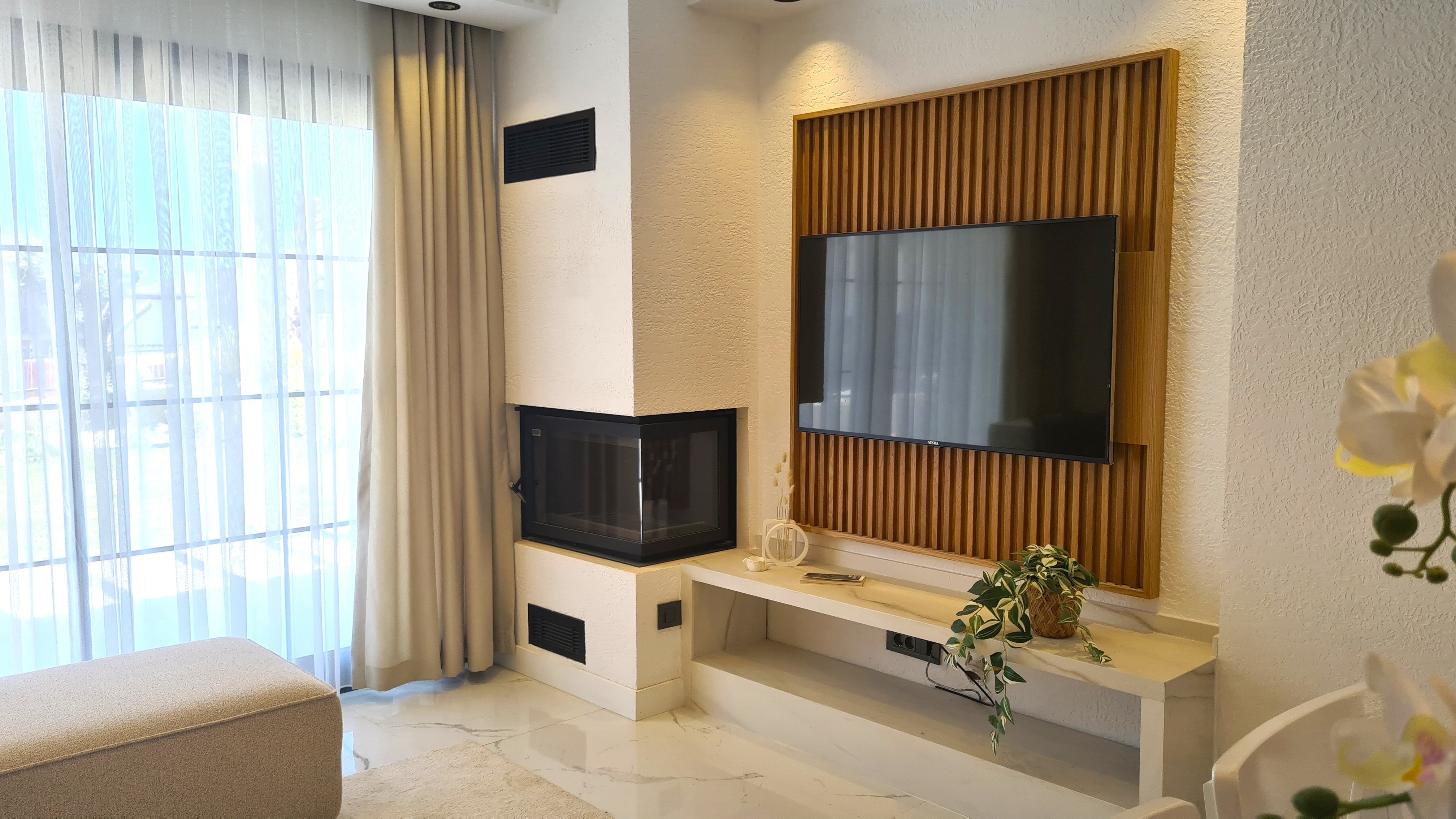 Country Style Semi-Detached Villa For Sale