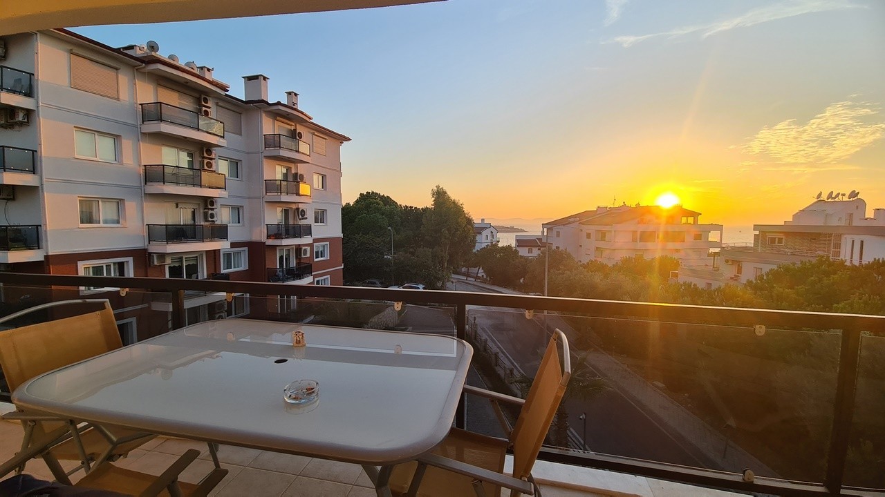 Aparment For Sale in City Center Just Opposite Marina