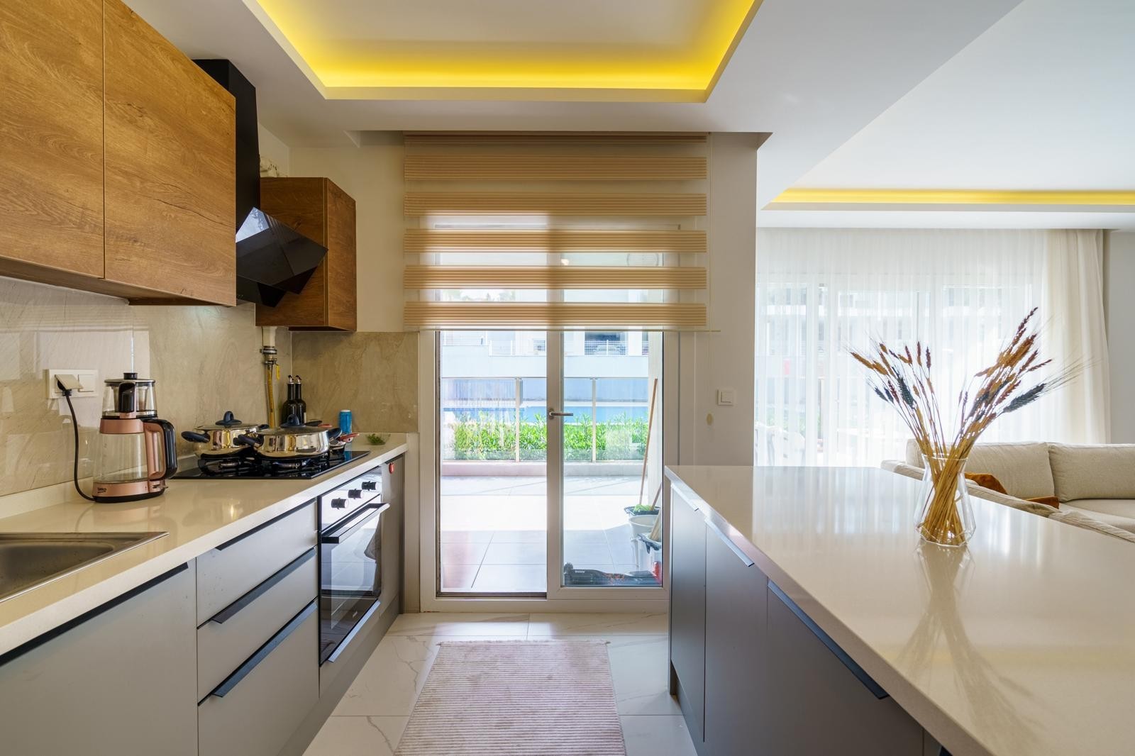 SPECIALLY DESIGNED SPACIOUS 2+1 GARDEN FLOOR