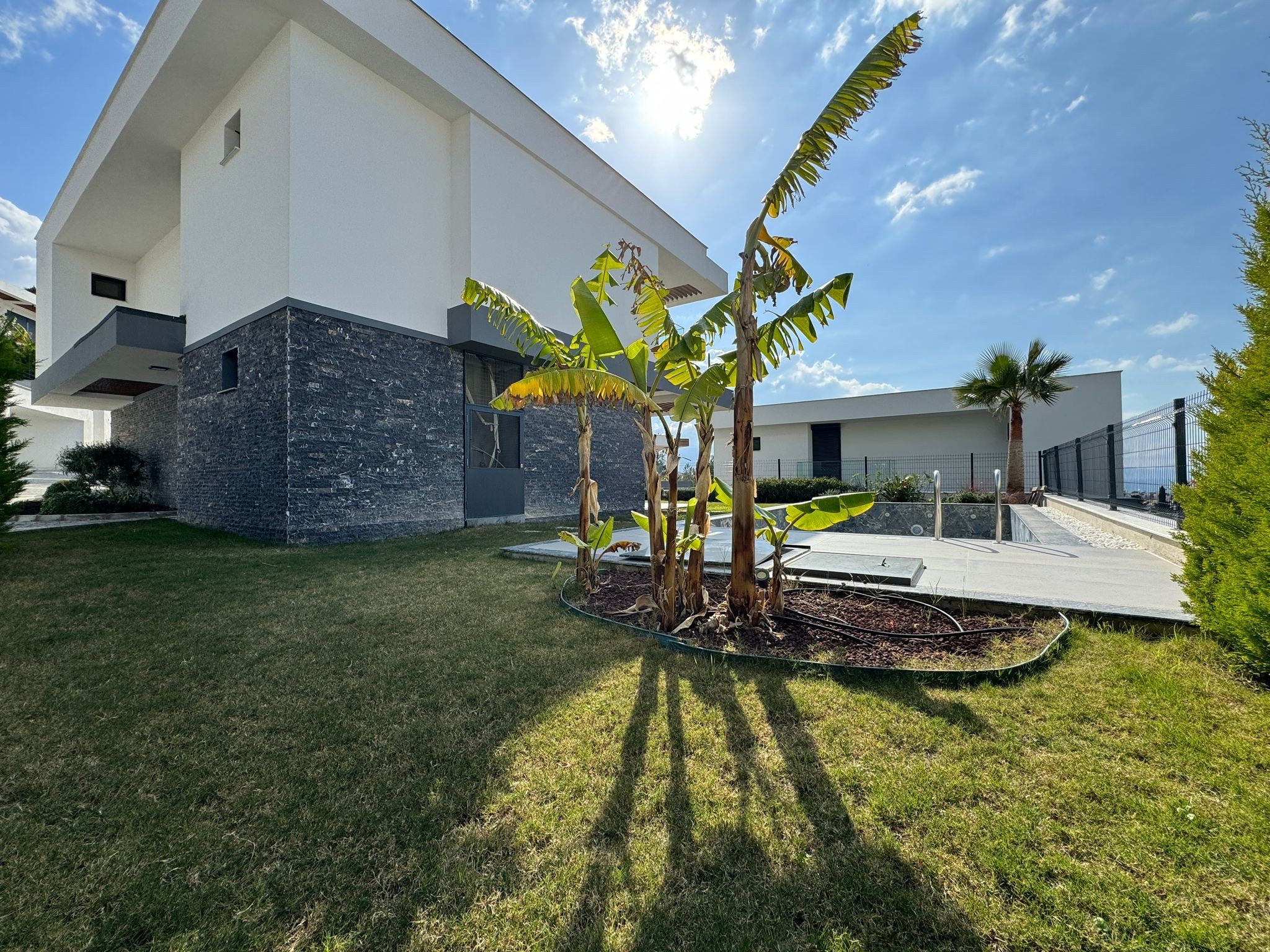 BOUTIQUE VILLA WITH PRIVATE POOL CLOSE TO THE BEACH