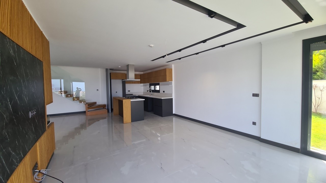 BOUTIQUE VILLA WITH PRIVATE POOL CLOSE TO THE BEACH