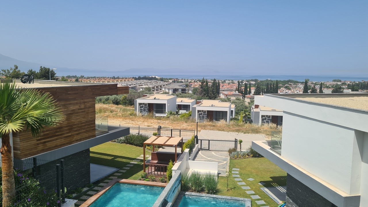 BOUTIQUE VILLA WITH PRIVATE POOL CLOSE TO THE BEACH