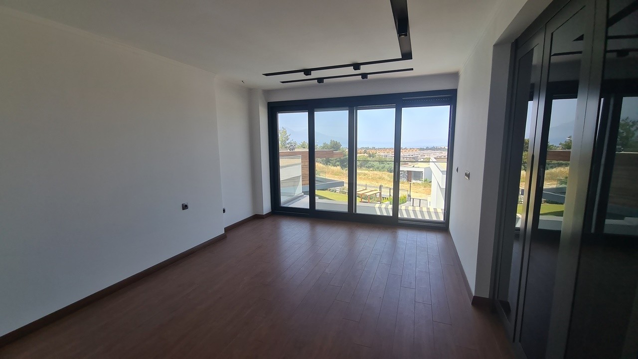 BOUTIQUE VILLA WITH PRIVATE POOL CLOSE TO THE BEACH