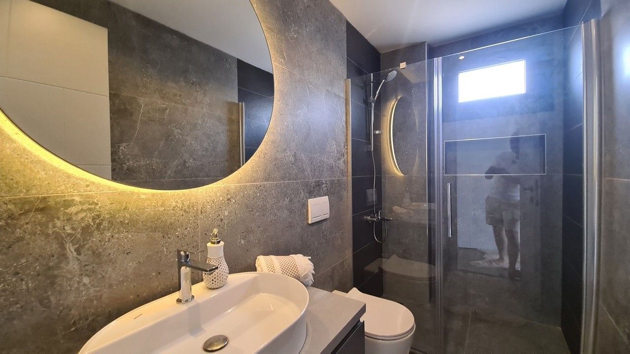 PRIVATE DETACHED VİLLA 300 SQM GARDEN IN GÜZELÇAMLI